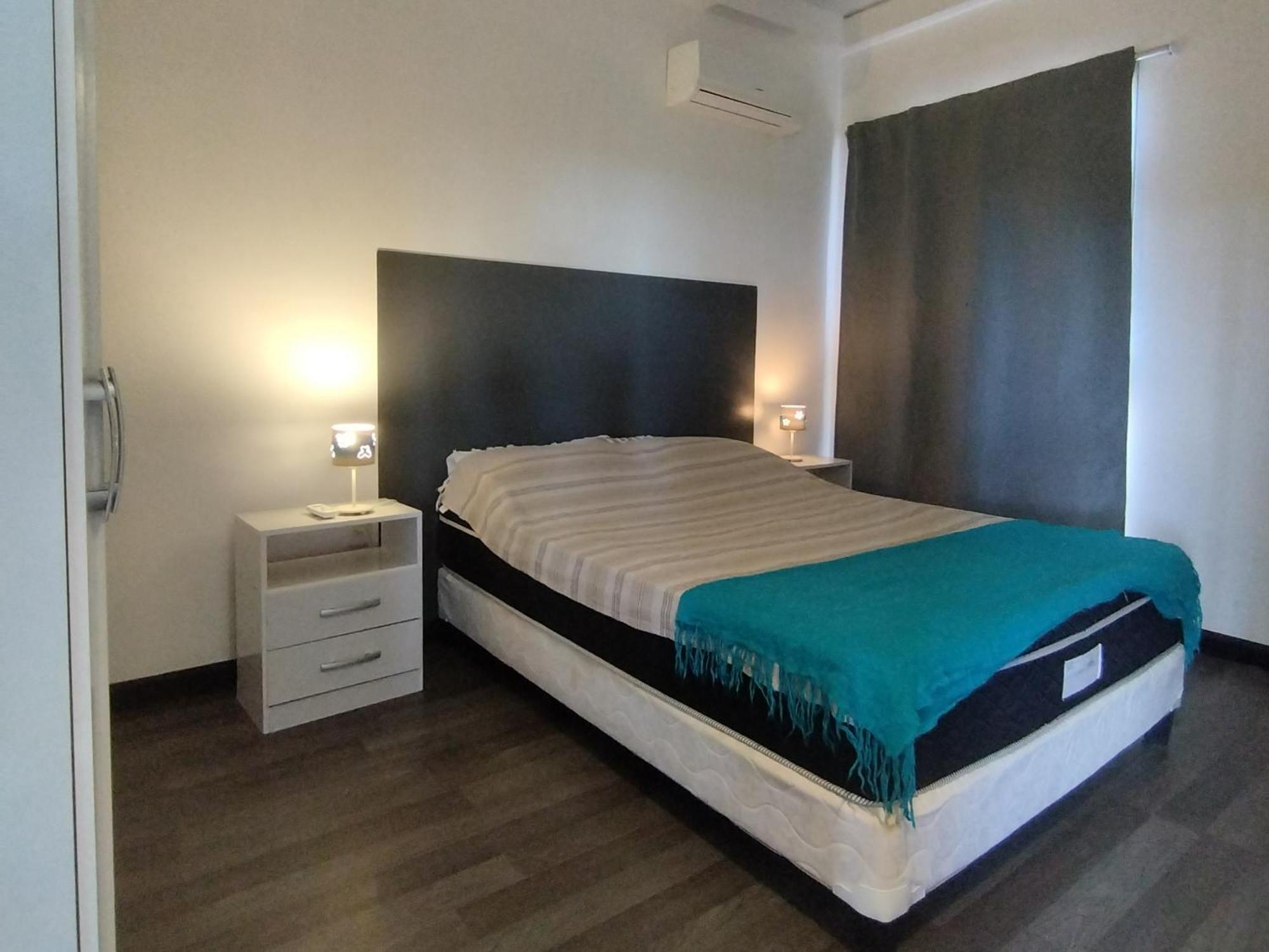 Apartamentos La Playa Piriapolis Bagian luar foto