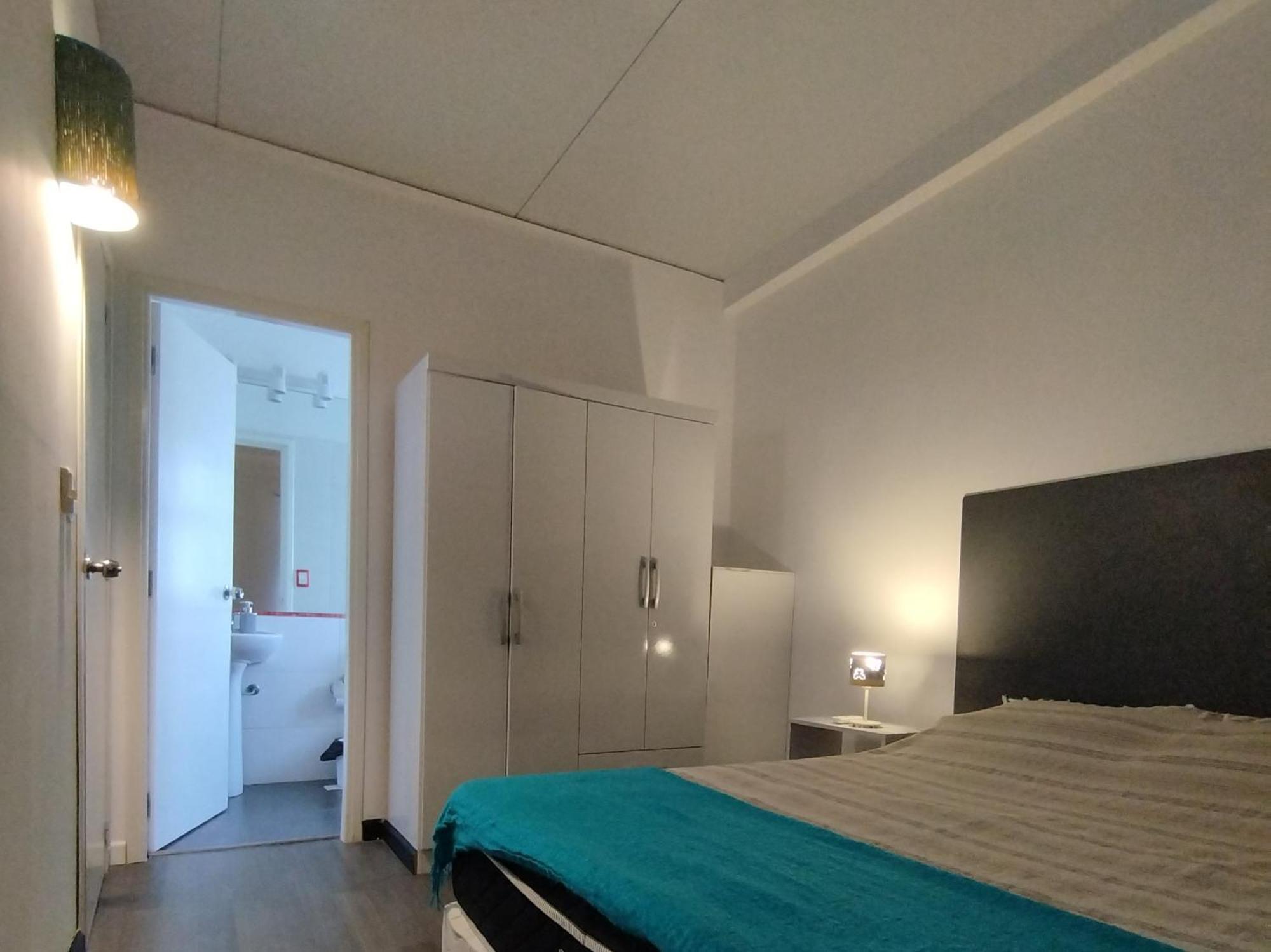 Apartamentos La Playa Piriapolis Ruang foto
