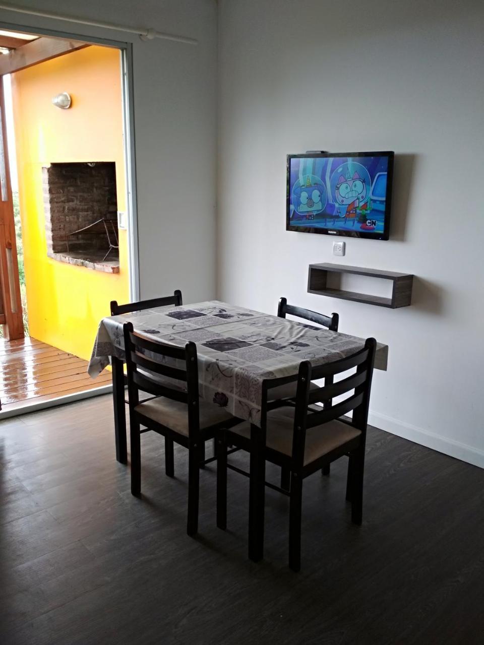 Apartamentos La Playa Piriapolis Bagian luar foto