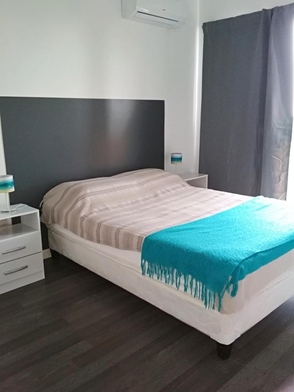 Apartamentos La Playa Piriapolis Bagian luar foto