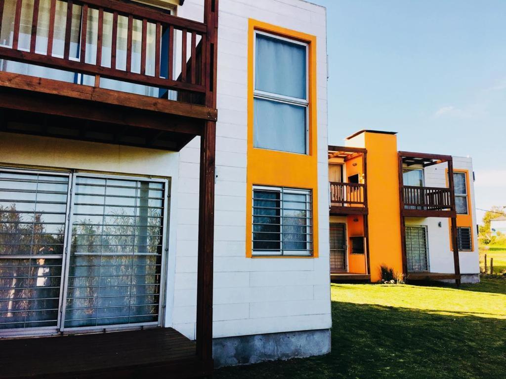 Apartamentos La Playa Piriapolis Bagian luar foto